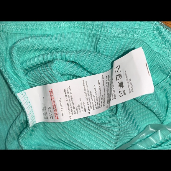 One-Shoulder Waist-Wrapped Crop Top - Picture 6 of 7